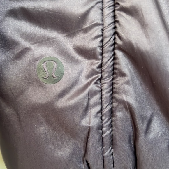 NWOT LULULEMON Scuba Hoodie *Glyde” Boysenberry sz 2 - Picture 4 of 7